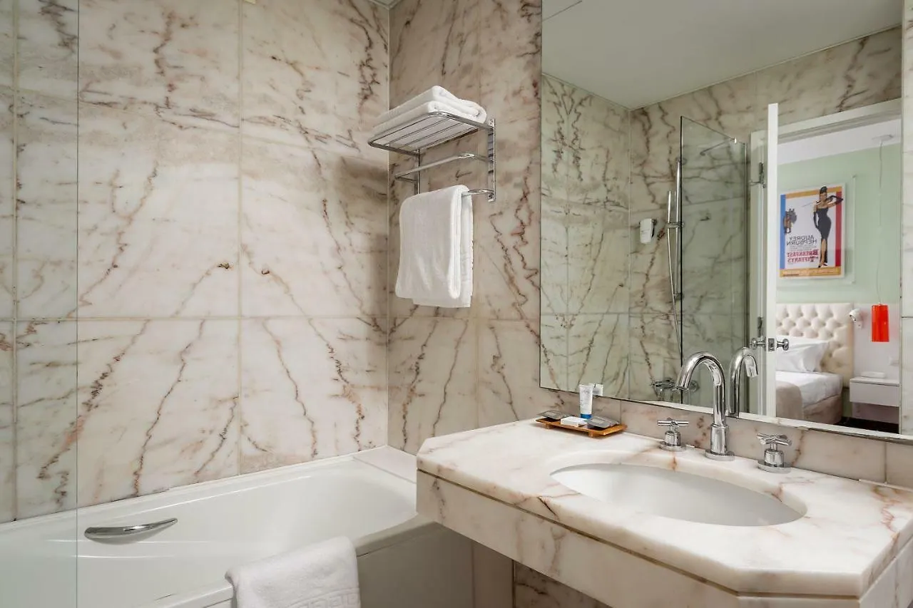 Hotel Florida Lisbon 4*,